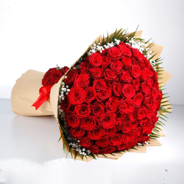 Beauty In Red rose bouquet by Black Tulip Flowers