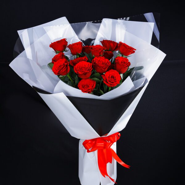 Lovely Red Bouquet by Black Tulip Flowers