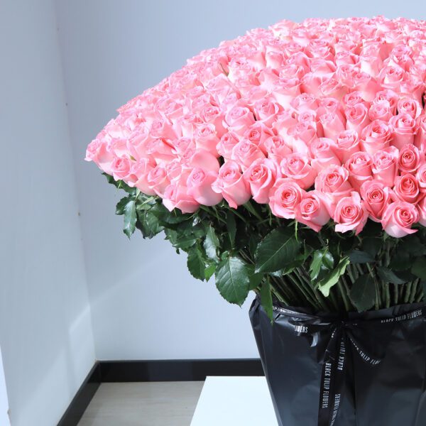 large bouquet delivery in qatar