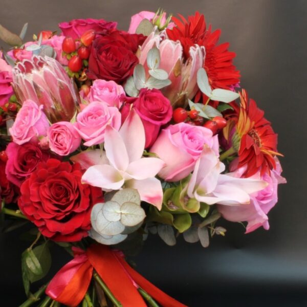 mixed flowers bouquet