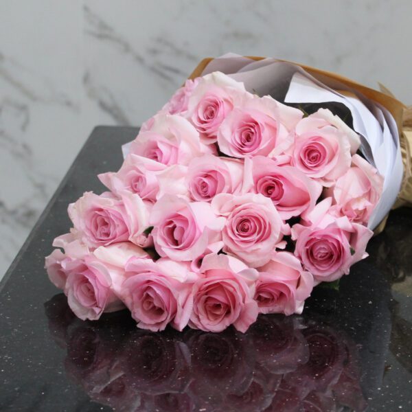 Send Bouquet of Pink Roses to doha