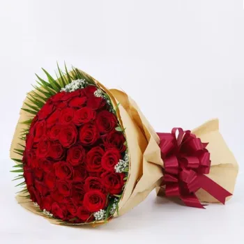 red roses flower bouquet