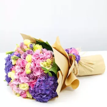 Mix Flowers with Hydrangeas delivery online
