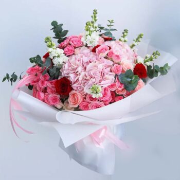 Mix Flowers Bouquet delivery in qatar
