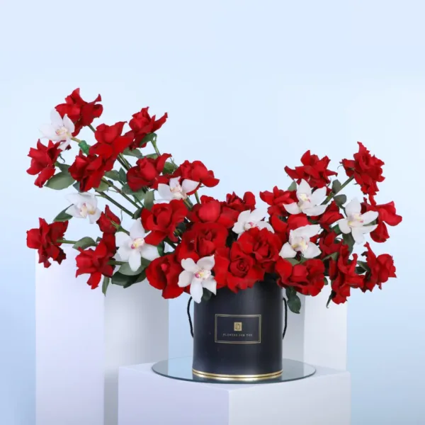 Romantic Blooms Elegant Box roses and cymbidium flowers