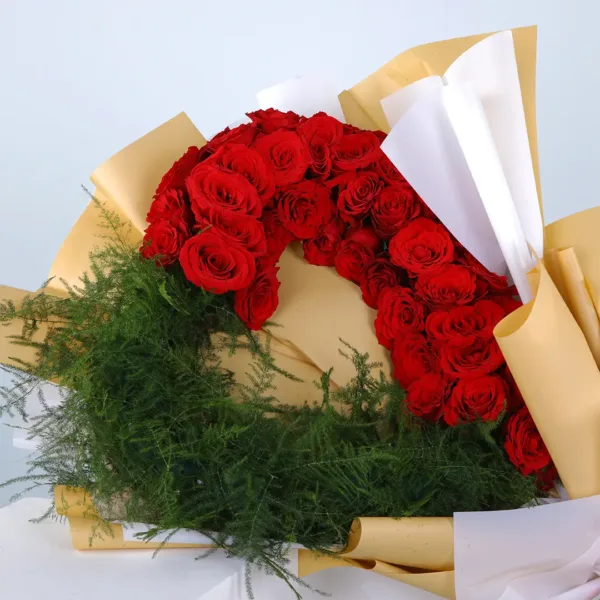 Red Roses Heart-Shaped Bouquet Online