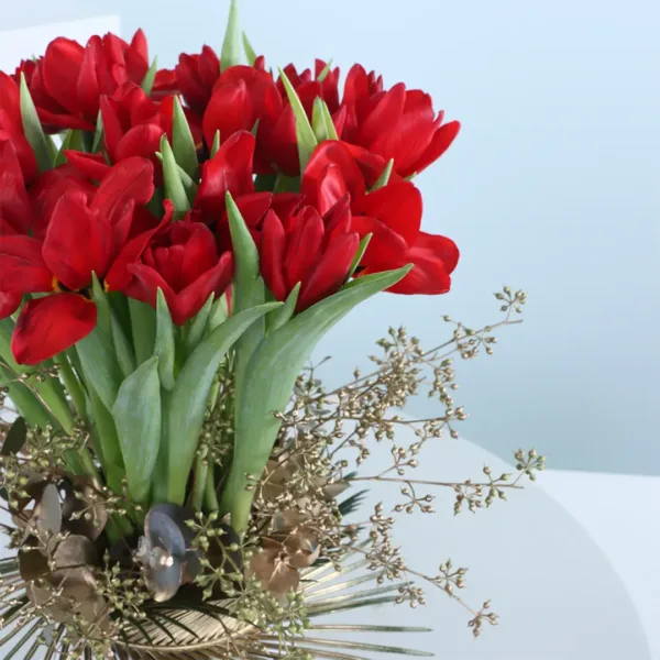 Red Tulips Box