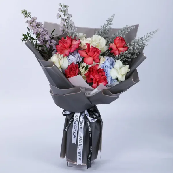 Classic Combination Bouquet Online delivery in qatar