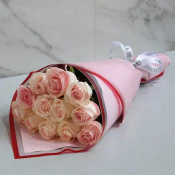 pink roses bouquet