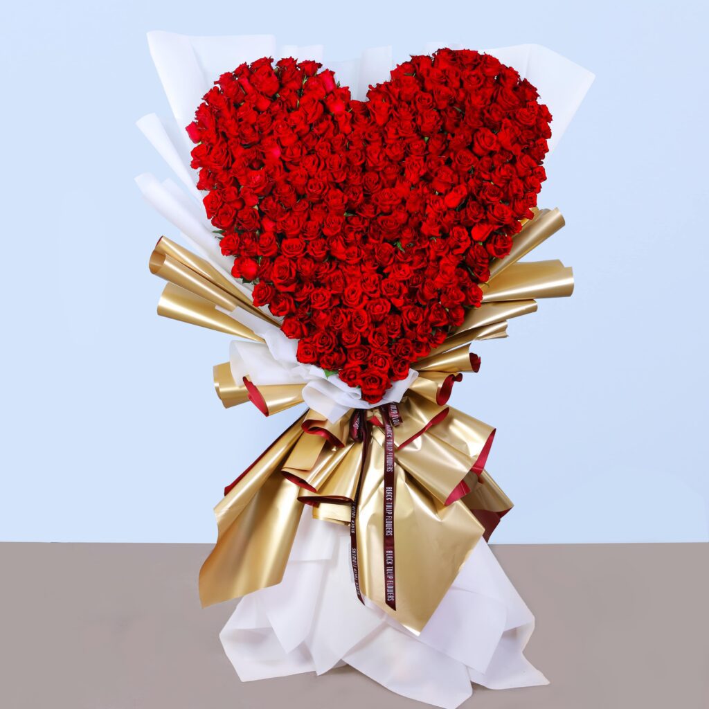 Order 500 Roses HeartShaped Floral Arrangement Romantic Gift