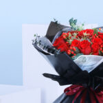 Red Hot Bouquet of Roses-03