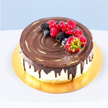 Enjoy our Soufflé Birdy Cake topped with chocolate glaze and fresh berries. A premium dessert crafted by Katrina Cakes. Perfect for celebrations—order now!