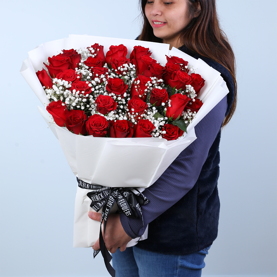 Valentine’s Rose Bouquet With Baby’s Breath | 50 Red Roses
