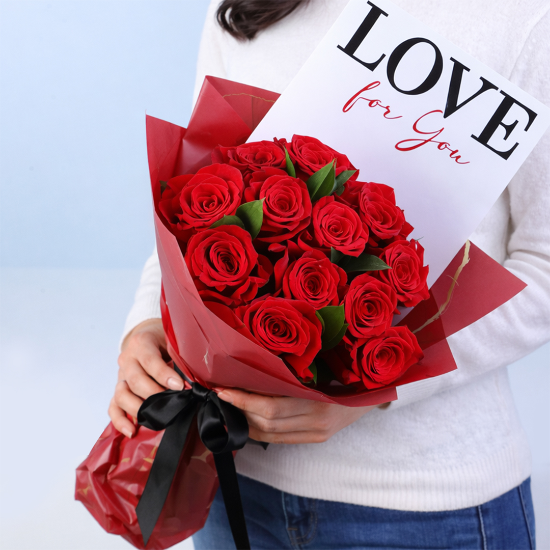10 Red Rose Love Note Bouquet