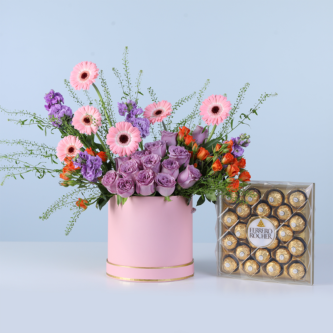 Enchanted Bloomshade Pink Box Ferrero Chocolate 24 Pcs